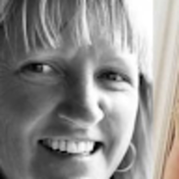 Meet your Posher, Kim - Picture 1 of 1